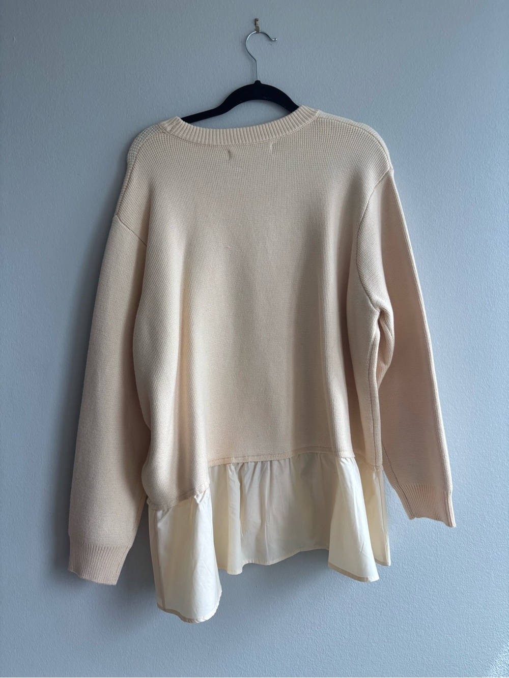đź’›Sweater w/ Blouse Hem - Picture 8 of 10